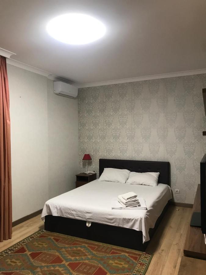 Apartmant In Kpi З Двома Спальнями Kyiv Exterior foto