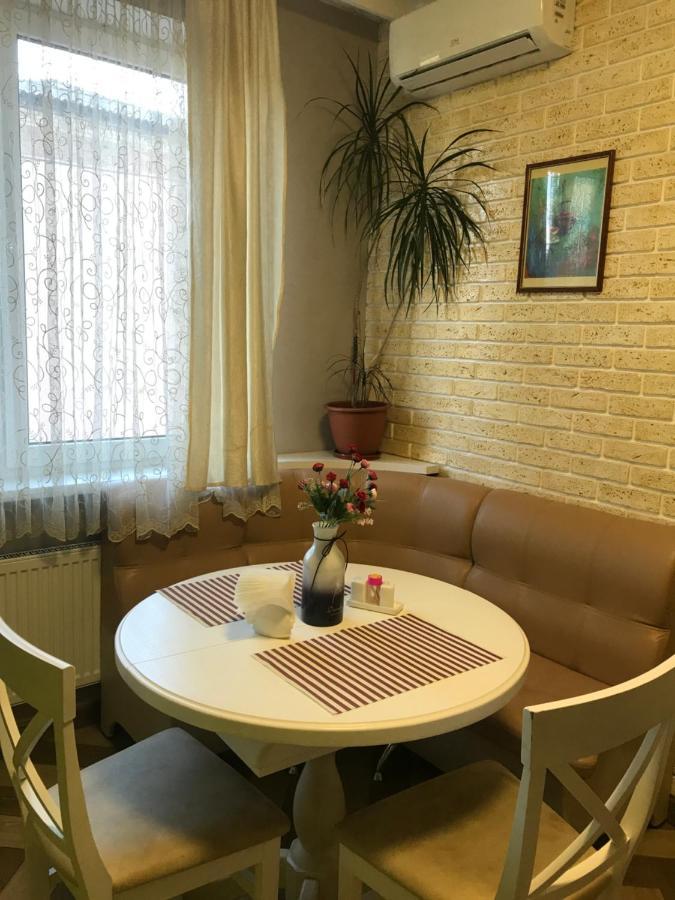 Apartmant In Kpi З Двома Спальнями Kyiv Exterior foto