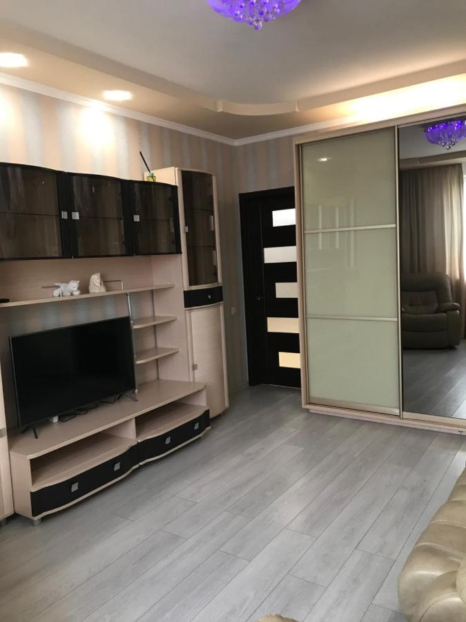 Apartmant In Kpi З Двома Спальнями Kyiv Exterior foto